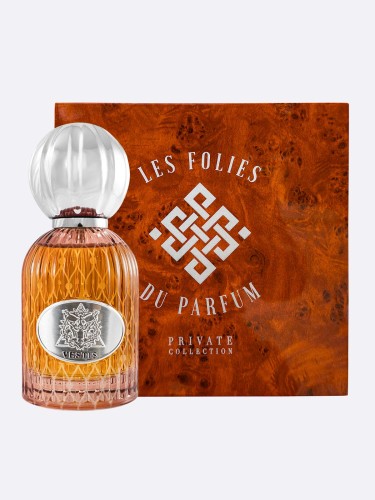 les-folies-du-parfum-vestis-con-scatola-private-collection-opt.jpg